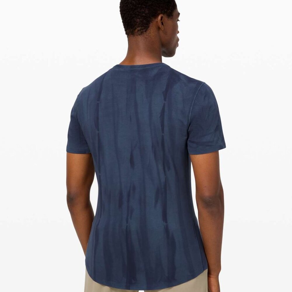 Lululemon 5 Year Basic Tee Vertical Spray Dye Iro… - image 6